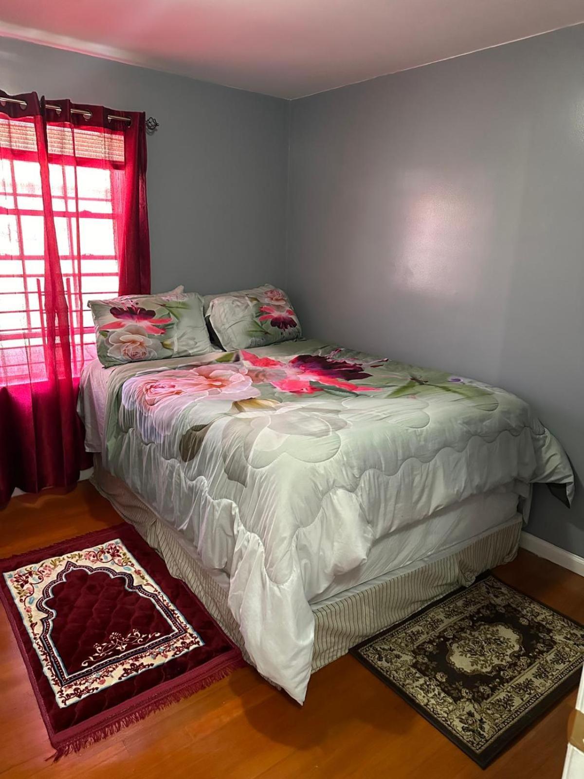 Divine Villa Guest House 65 Sherman 6Mins To Airport And 4Mins To Penn Station Ньюарк Экстерьер фото