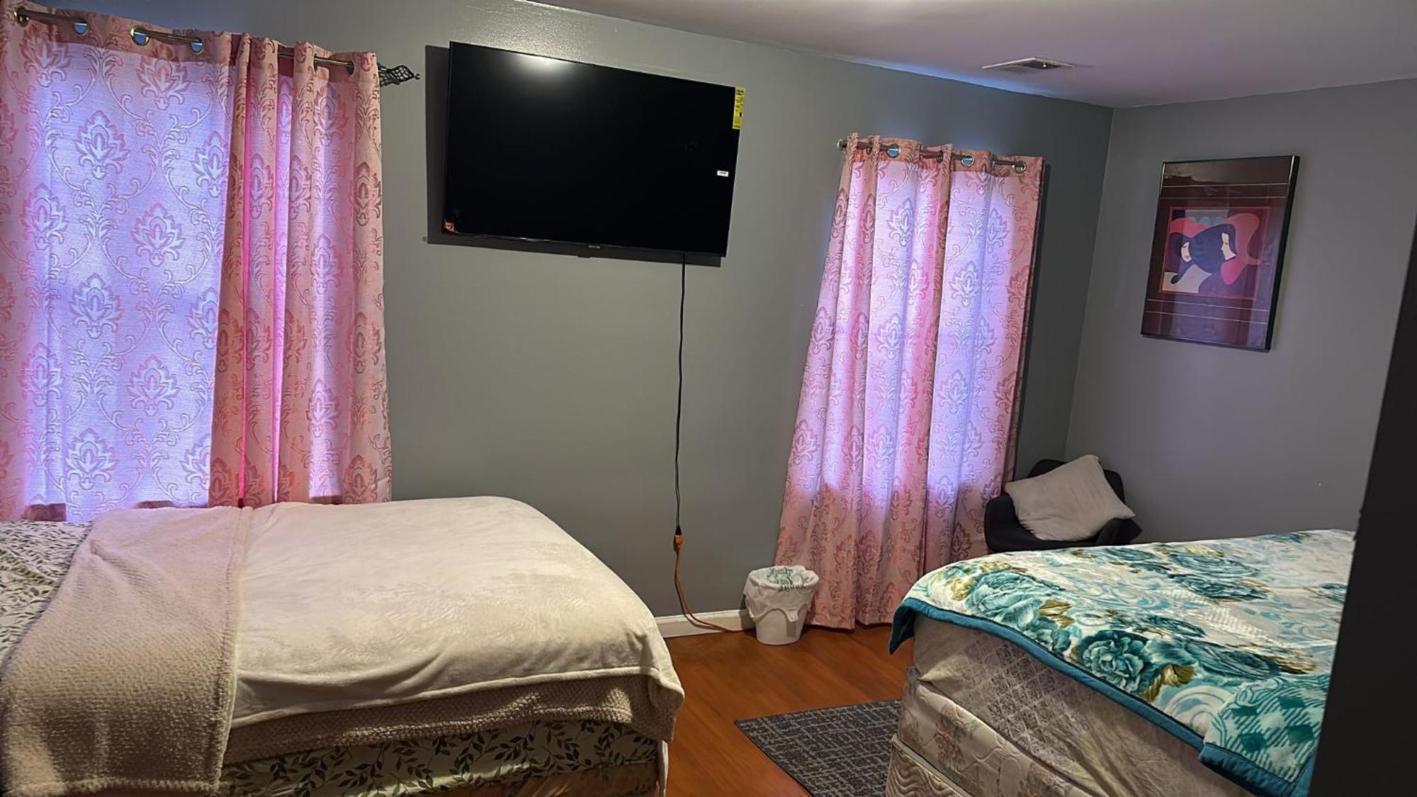 Divine Villa Guest House 65 Sherman 6Mins To Airport And 4Mins To Penn Station Ньюарк Экстерьер фото